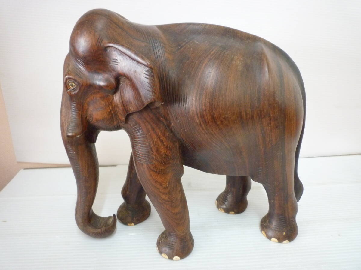 象の木彫りの値段と価格推移は？｜1件の売買データから象の木彫りの