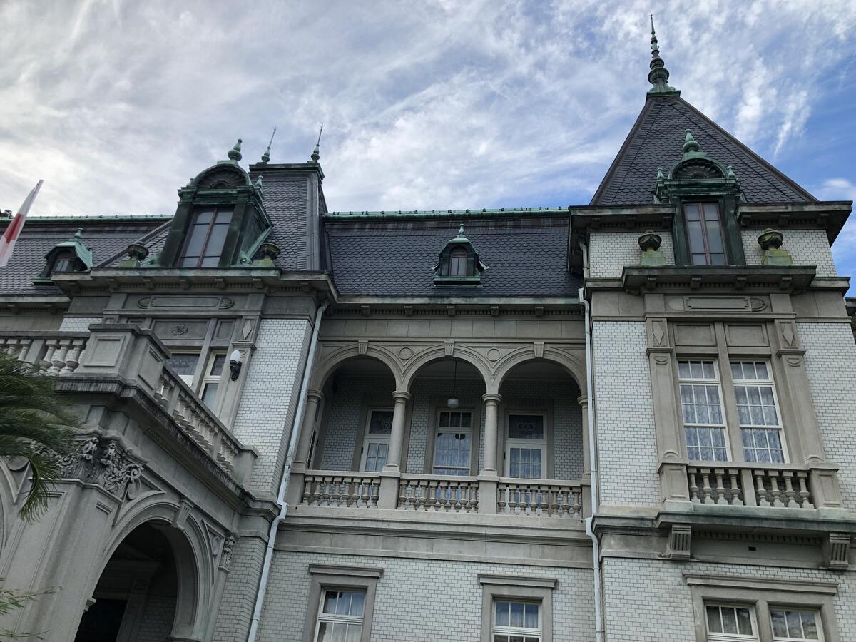 建築美の極致！松山の洋館「萬翠荘」は大正時代の伯爵の夢の館