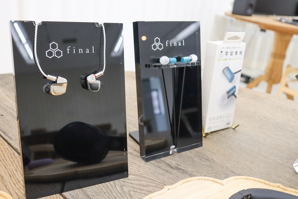 final 有線イヤホン A5000 f-Core DU搭載 高音質 2PIN ソフトシルバー