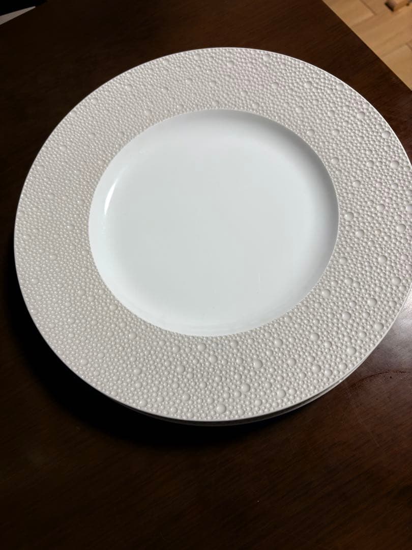 Bernardaud テクスチャー付き　大皿　ホワイトプレート ディナープレート 26cm ベスト・ディナーウェア・プレート
