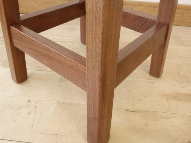 北海道手作り家具 ウォールナット材 スツールA 座面一枚板 - メルカリ