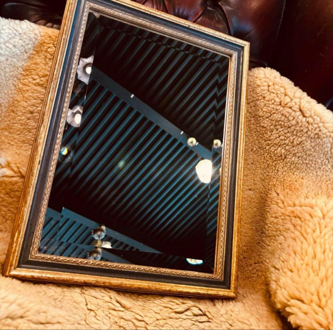 湯布院アンティーク イタリア製 ウォールミラー 壁掛け鏡 ゴールドカラー 額縁 イタリア製 ウォールミラー 壁掛け鏡 ゴールド｜おしゃれインテリア