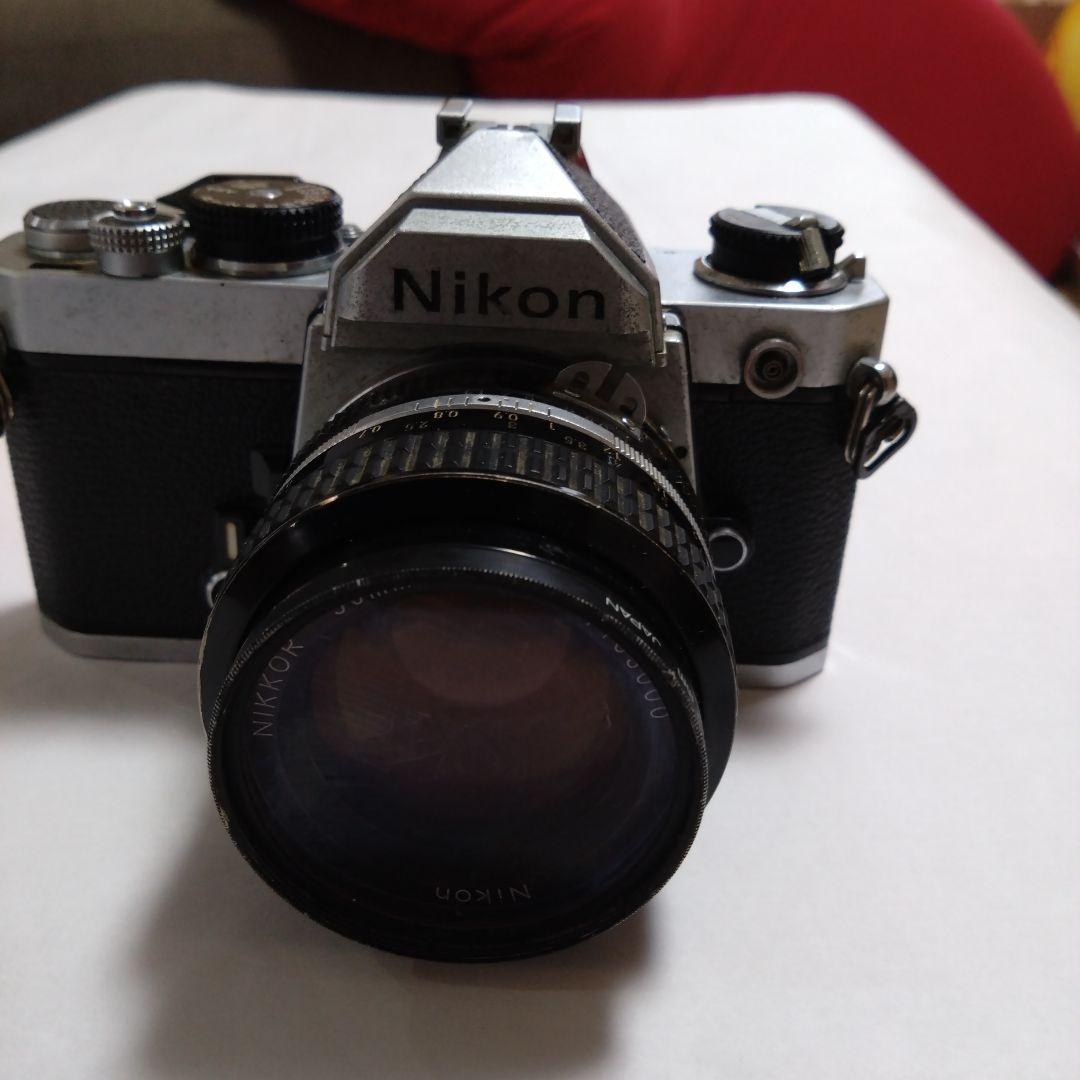 Nikon フィルム一眼レフカメラ なぜ、フィルムカメラのデザインにこうも惹かれるのか。｜記憶カメラ